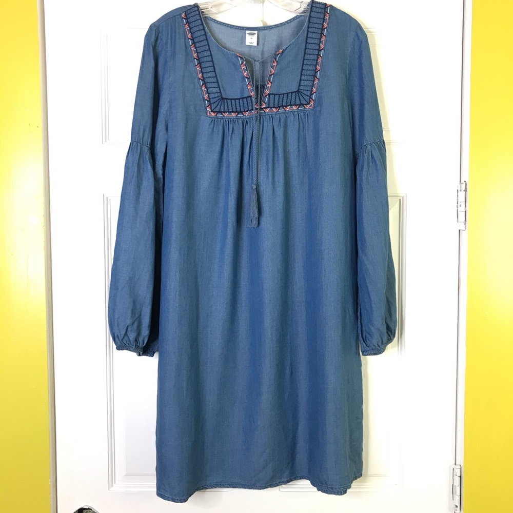 OLD NAVY Embroidered Dress NEW Size M Boho Chambray Blue